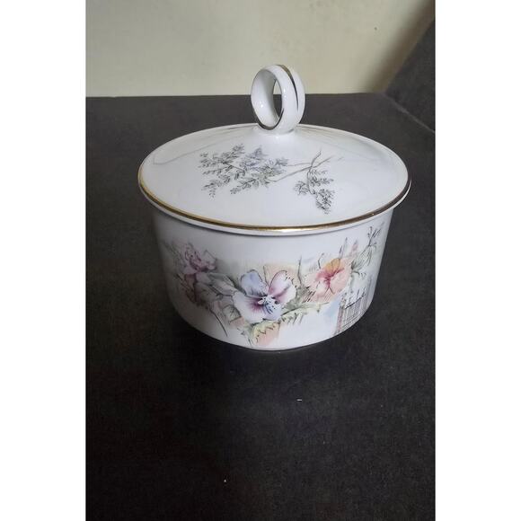 Vintage 1976 Royal Worcester Secret Garden Lidded Fine Bone China Bowl England - Picture 1 of 7